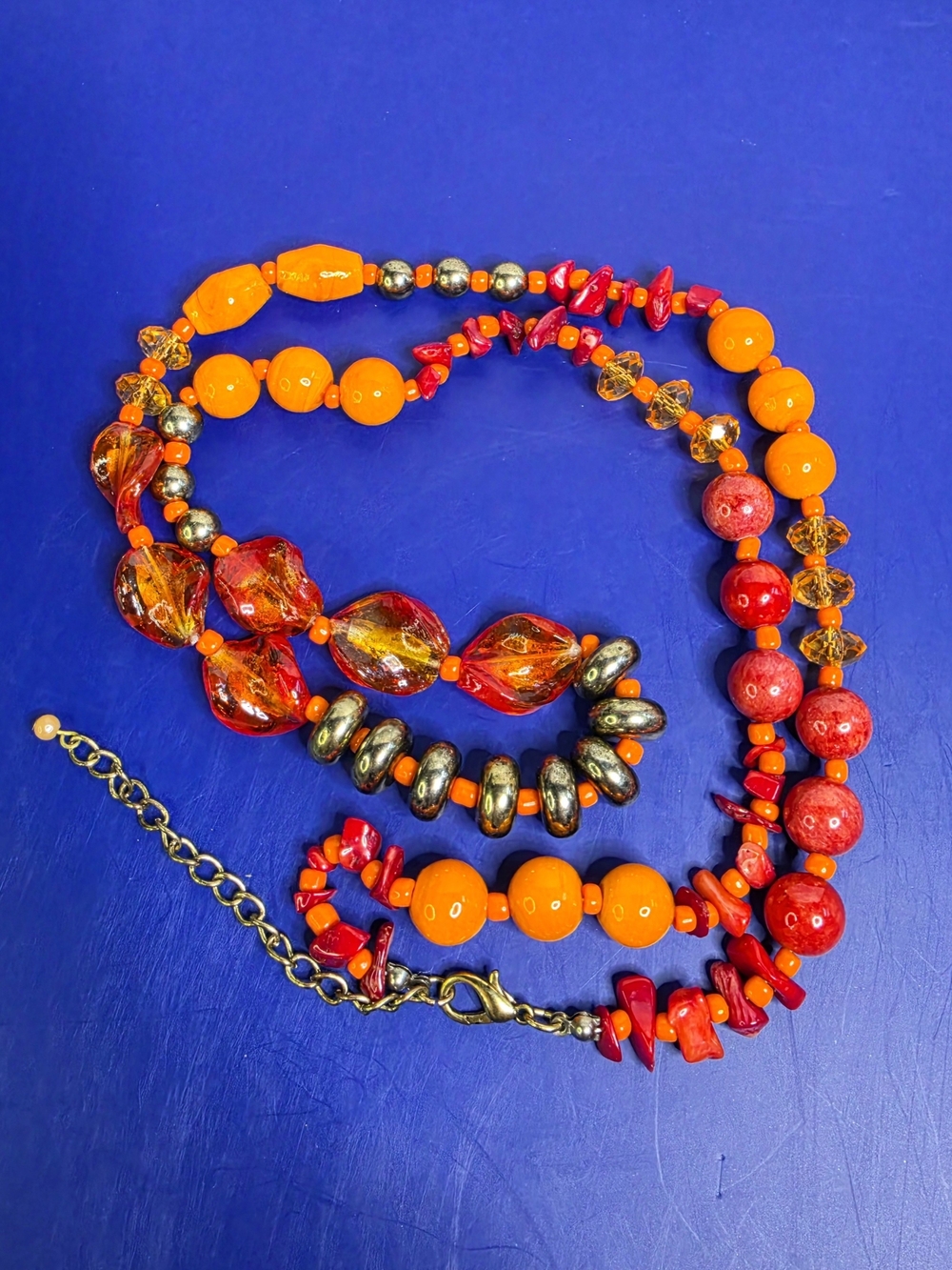 Vibrant Red & Orange Glass Bead Statement Necklace - Unbranded - Picture 7 of 7
